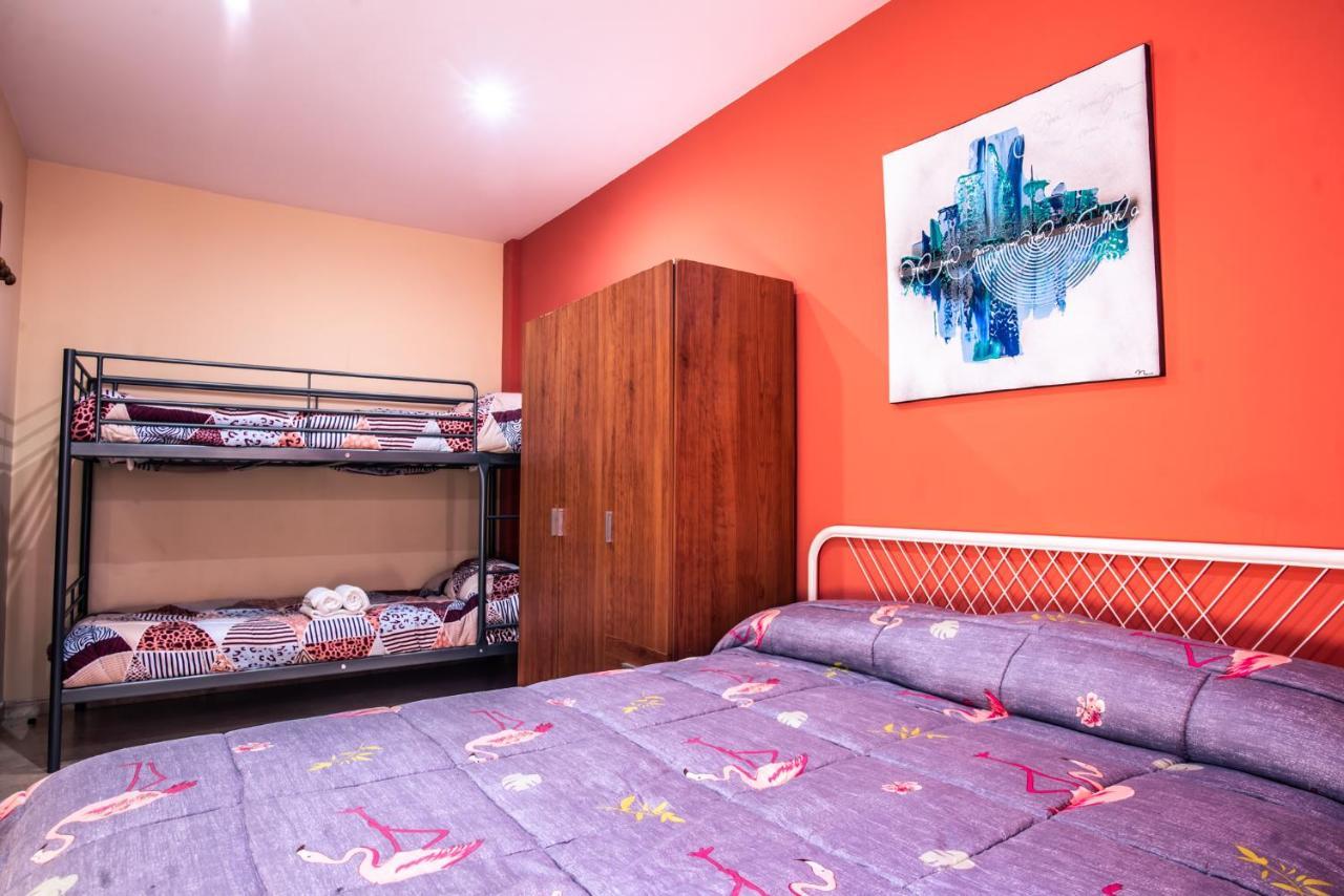 Apartaments Yaco Lloret de Mar Esterno foto